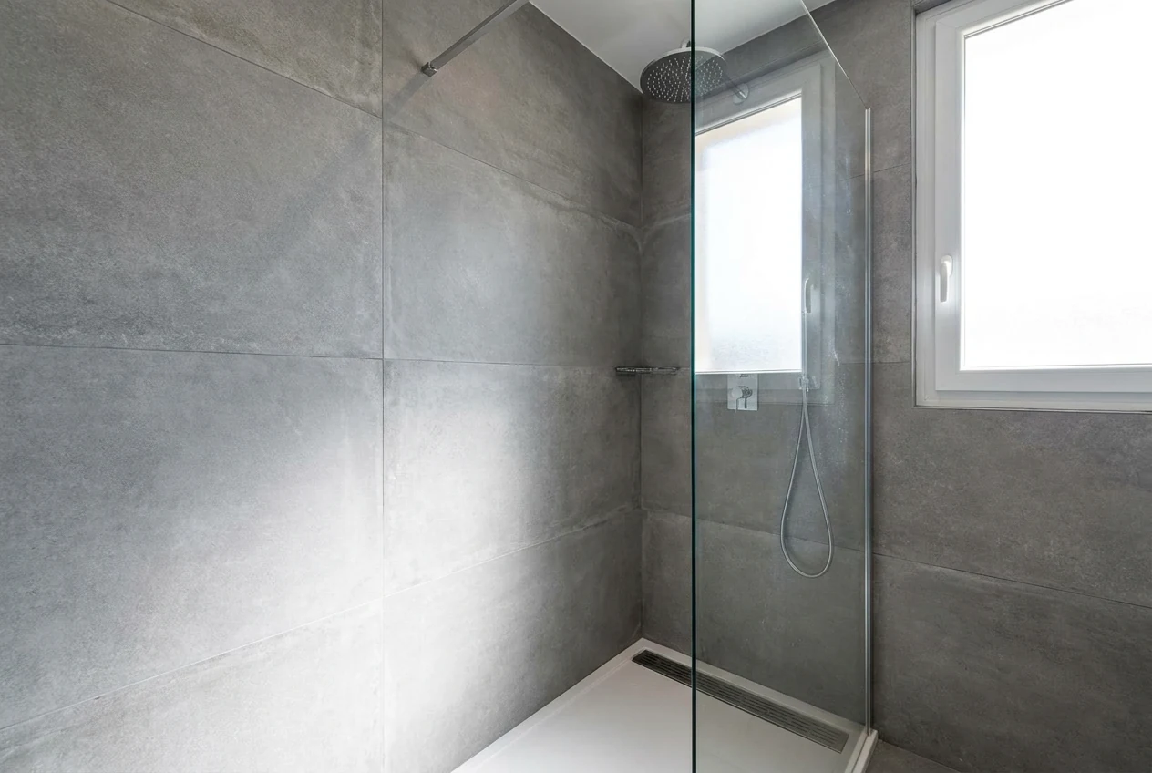 Salle de bain à Beausoleil
